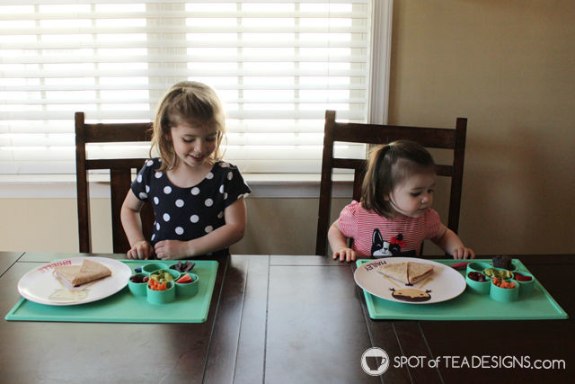 3 hands on activities for toddlers featuring an EZPZ Flower play mat | spotofteadesigns.com